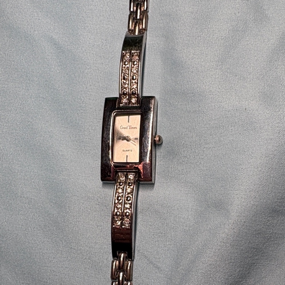 Good Times Dainty Silver Women's Watch - Picture 1 of 2